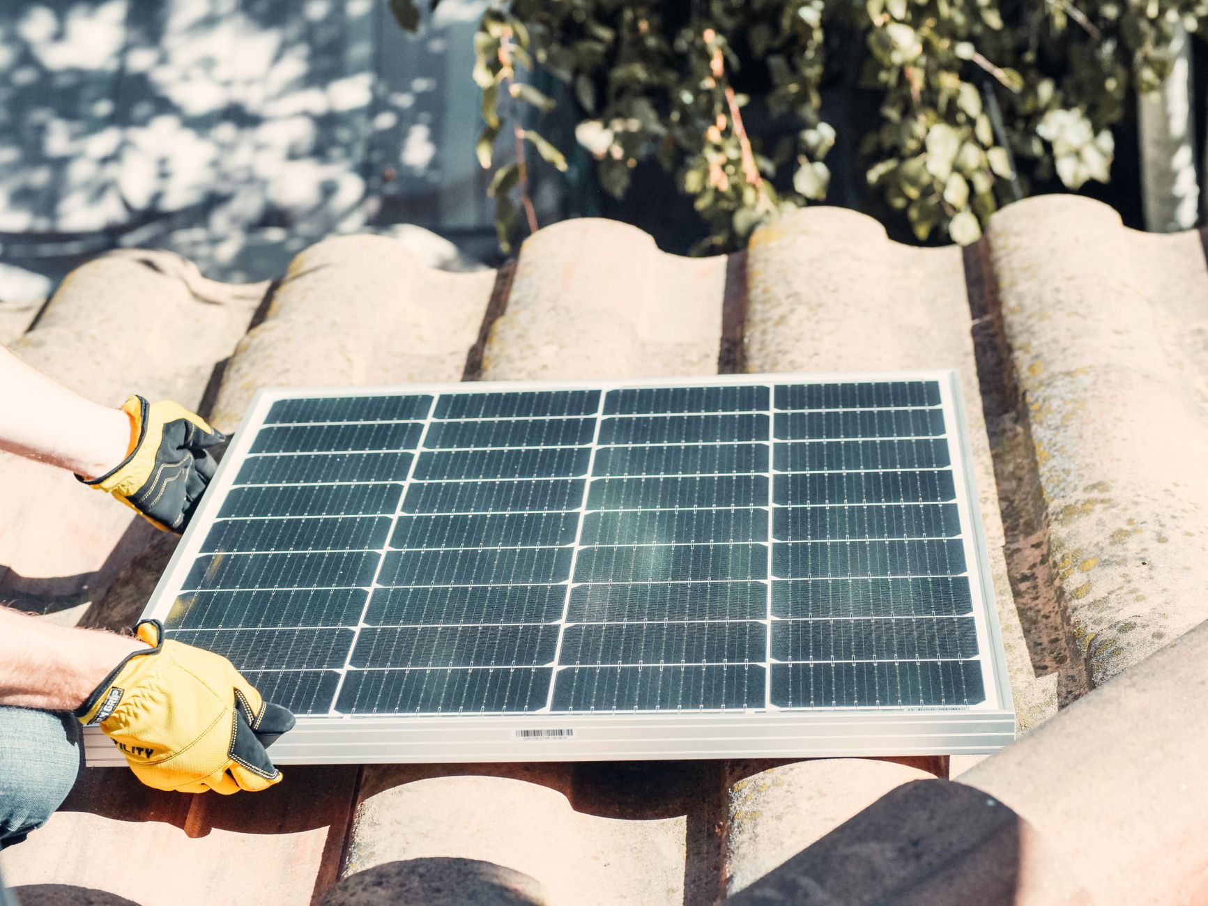 Installateur Panneaux Solaires équipe à Antony